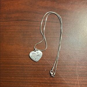 Heart Pendant Necklace with 'Mom' Inscription